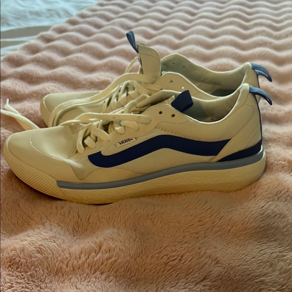 Vans Cream and Blue Old Skool Sneakers